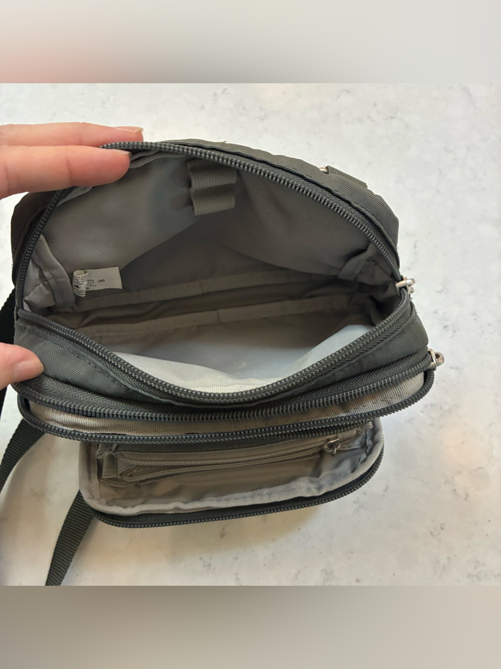 baggallini Trifecta RFID Wallet Crossbody Bag in Charcoal - Picture 8 of 11